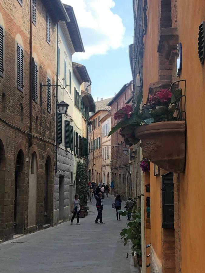 Guesthouse Da Idolina Dal 1946 Montalcino Exterior photo